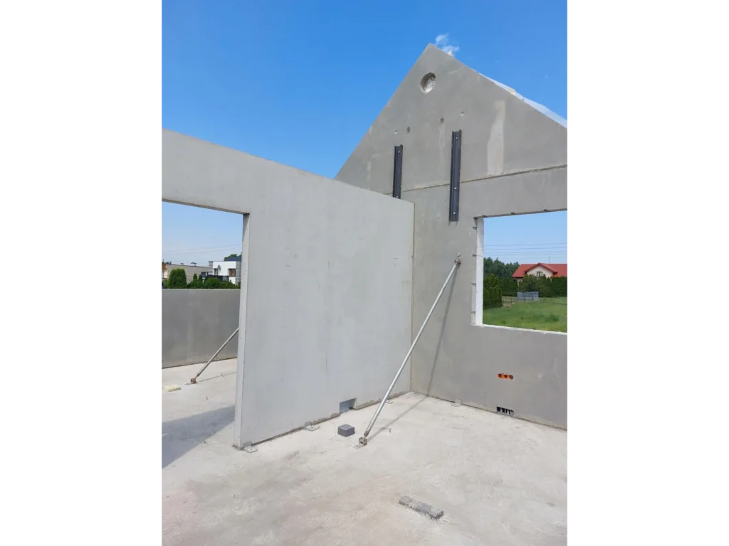 dom_prefabrykowany_z_poddaszem_uzytkowym_p4_realizacja_4