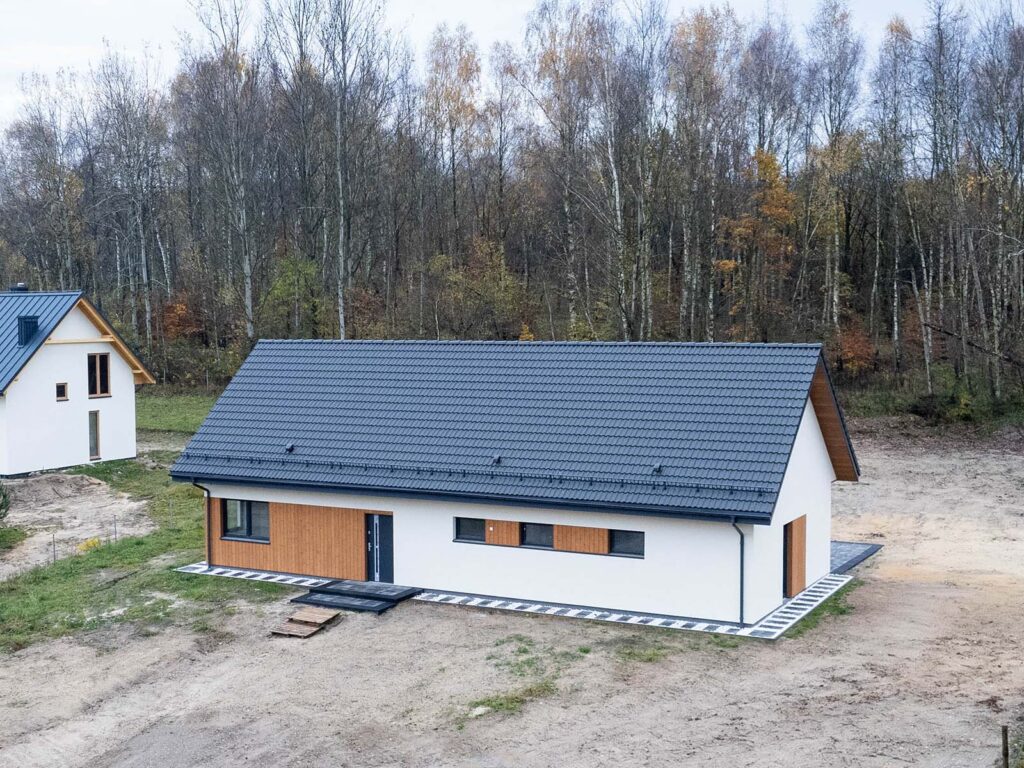 dom_prefabrykowany_parterowy_carina_realizacja_brzoskwinia_1