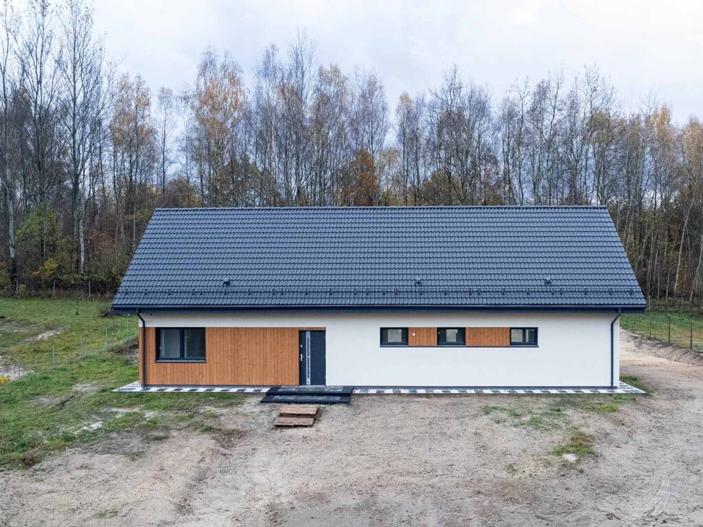 dom_prefabrykowany_parterowy_carina_realizacja_brzoskwinia_2