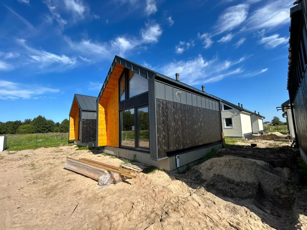 dom_prefabrykowany_z_poddaszem_uzytkowym_cozy_cottage_realizacja_1